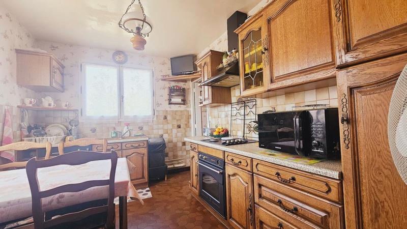 Maison - 96 m² - 5 pièces