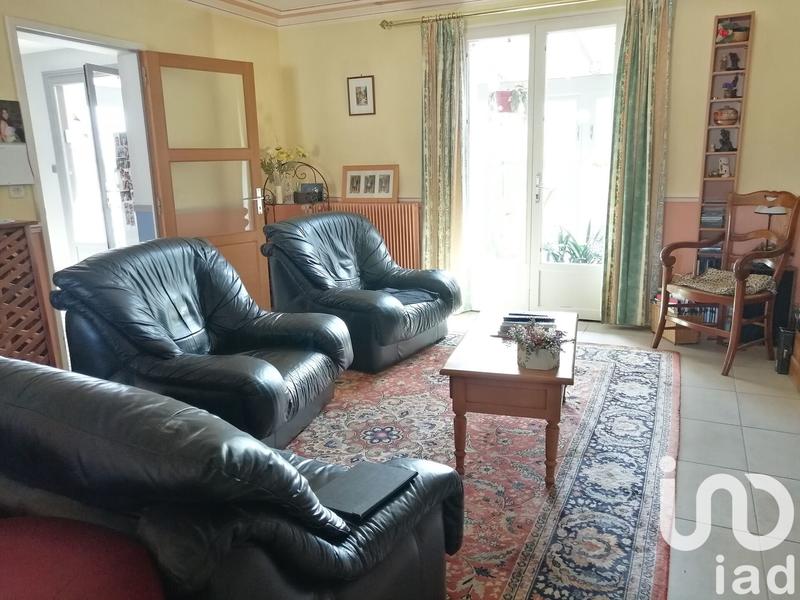 Maison - 232 m² - 10 pièces