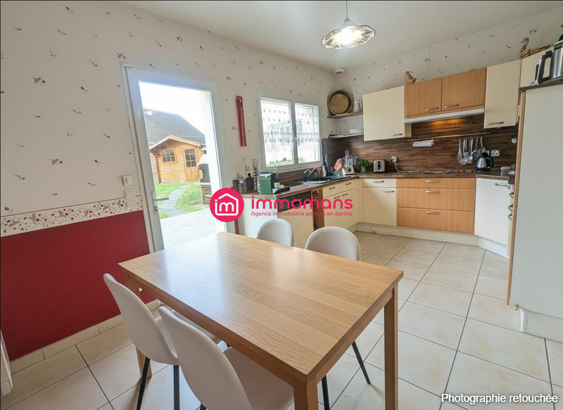 Maison - 164 m² - 8 pièces