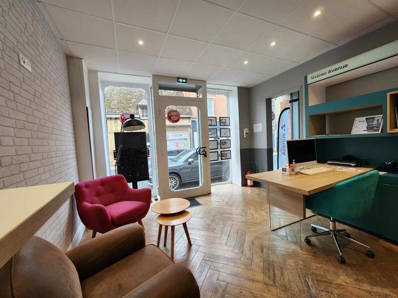 Local commercial - 57 m² - 4 pièces