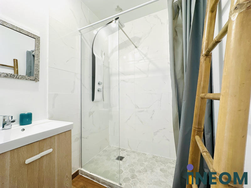 Maison - 161 m² - 7 pièces