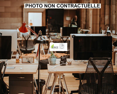 Bureau - 95 m² - 5 pièces