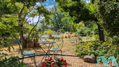 Maison - 181 m² - 7 pièces