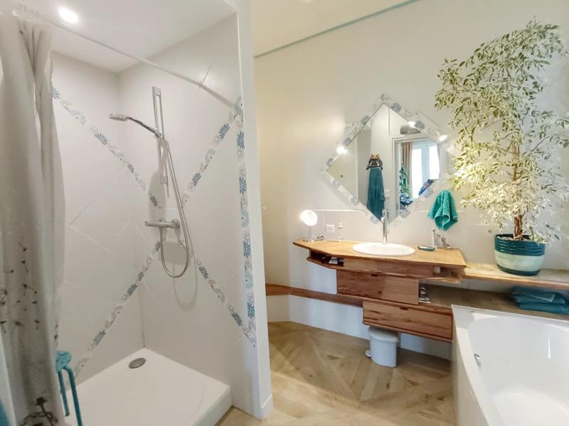 Appartement - 94 m² - 3 pièces