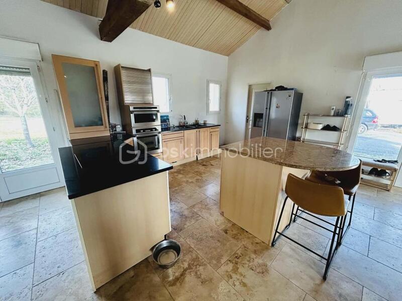 Maison - 144 m² - 5 pièces