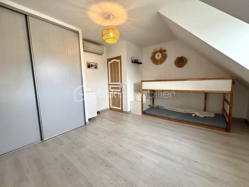 Maison - 159 m² - 8 pièces