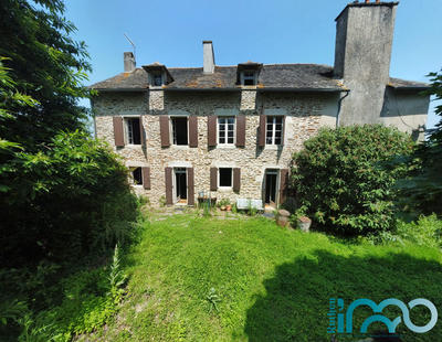 Maison - 175 m² - 7 pièces
