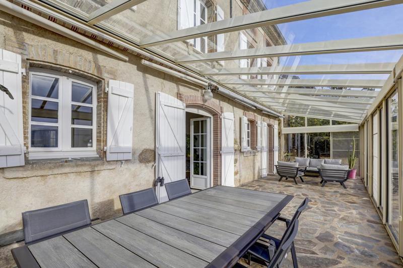 Maison - 276 m² - 6 pièces