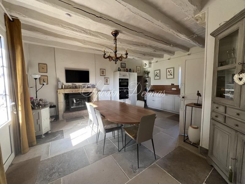 Maison - 600 m² - 5 pièces