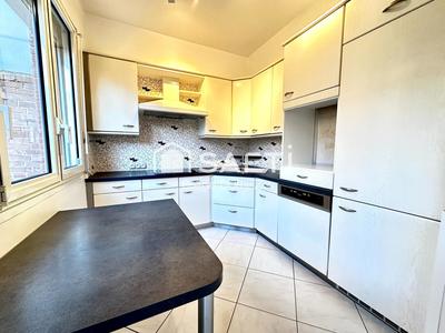 Maison - 145 m² - 8 pièces