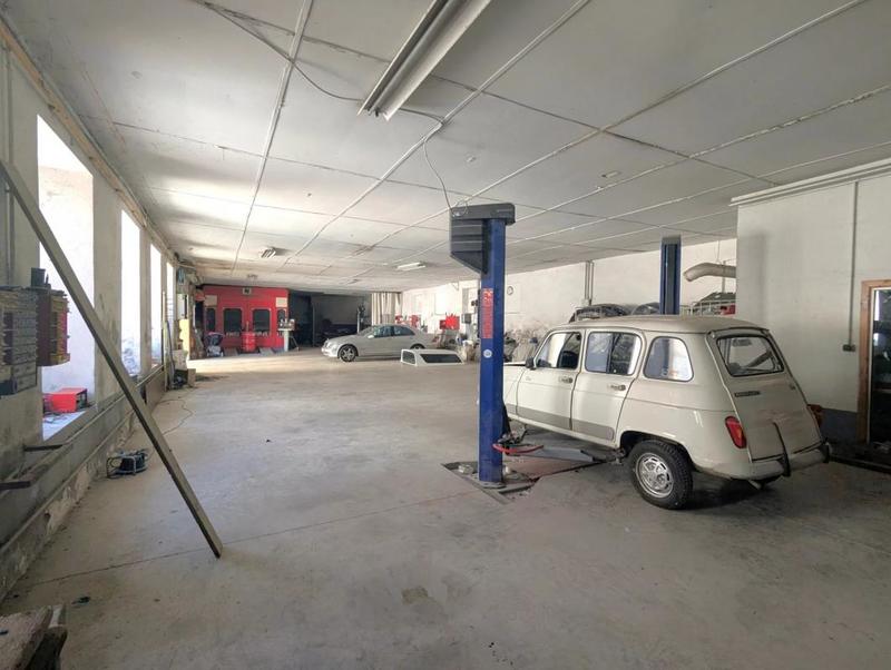 Immeuble - 1 781 m² - 9 pièces