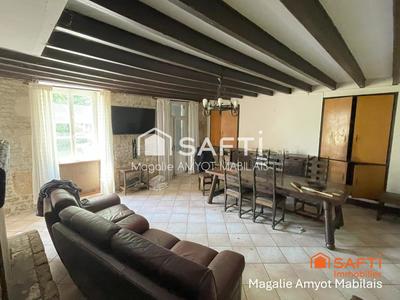 Propriété - 820 m² - 11 pièces