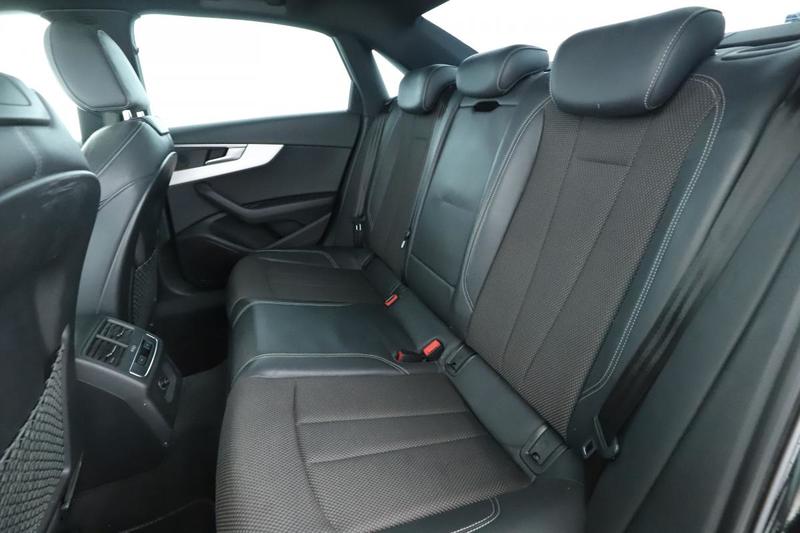 Audi A4 1.4 Tfsi s line s tronic 150 ch