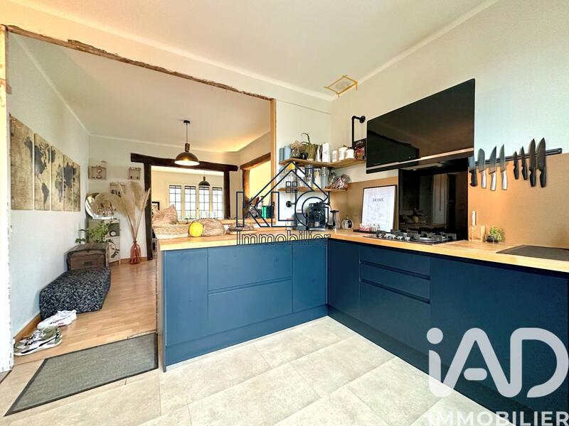 Maison - 95 m² - 4 pièces