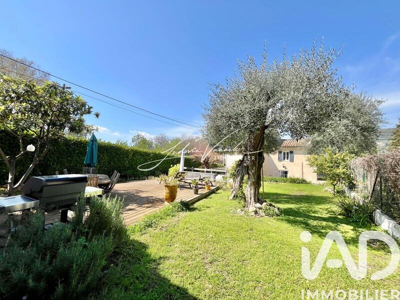 Maison - 140 m² - 4 pièces