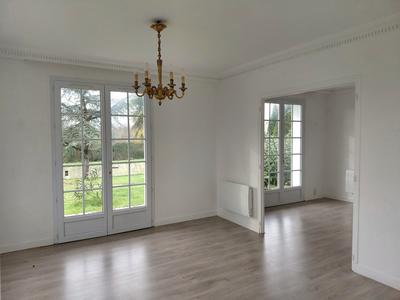 Maison - 83 m² - 3 pièces