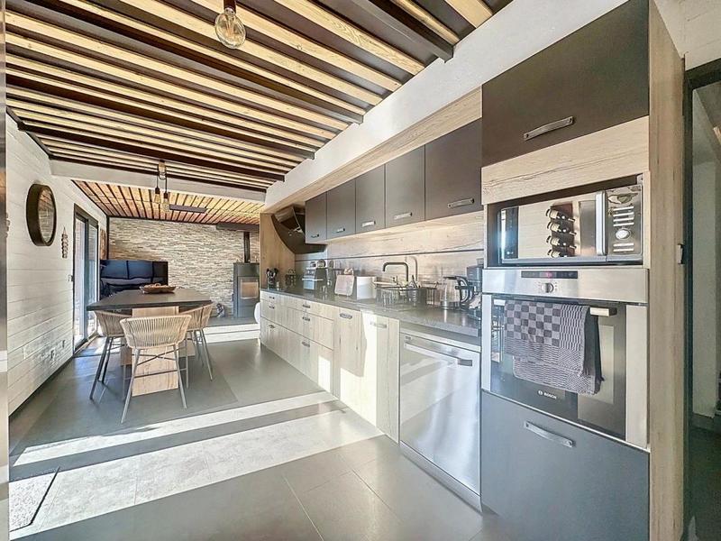 Maison - 183 m² - 5 pièces