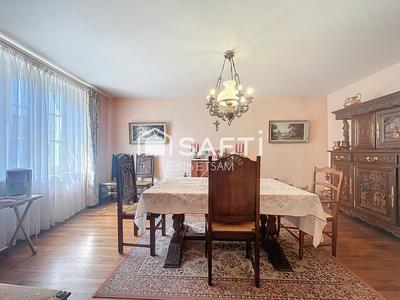 Maison - 90 m² - 5 pièces