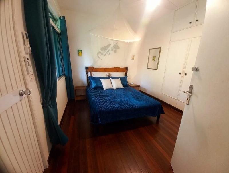 Villa - 257 m² - 9 pièces