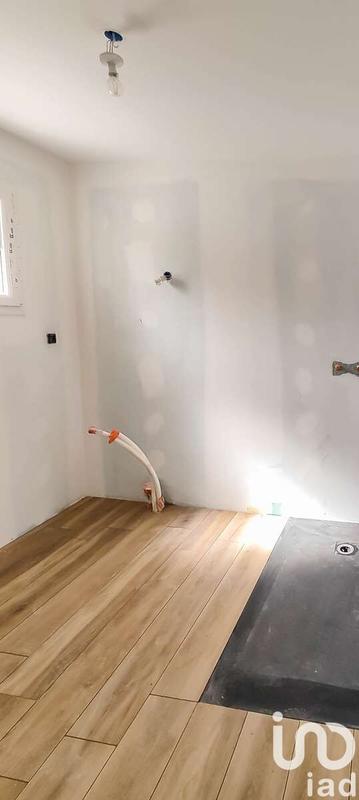 Maison - 104 m² - 4 pièces