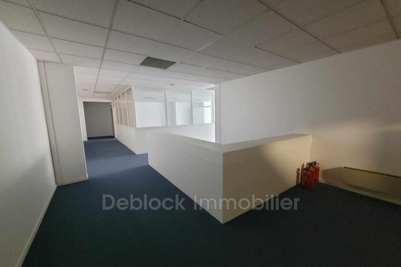 Bureau - 383 m²