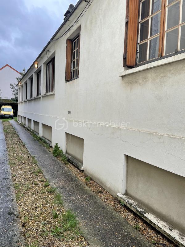 Immeuble - 250 m² - 10 pièces