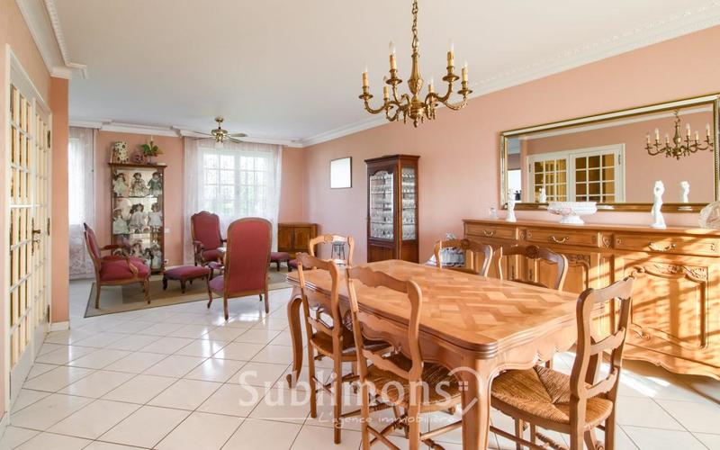 Maison traditionnelle - 110 m² - 5 pièces