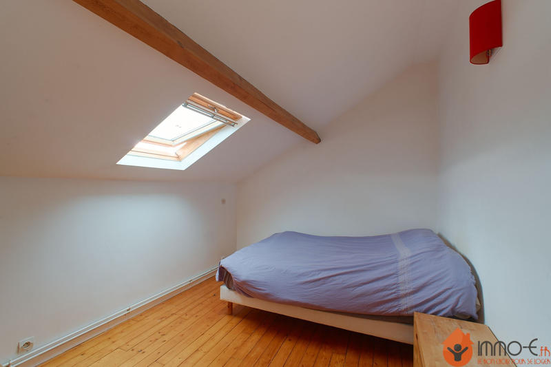 Maison - 96 m² - 5 pièces