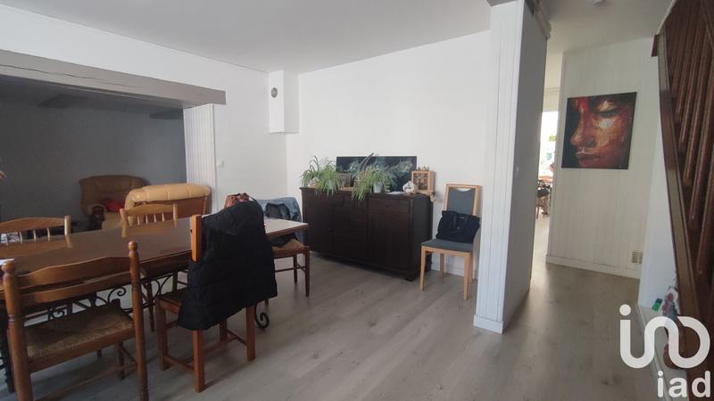 Maison - 225 m² - 10 pièces