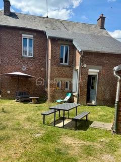 Maison - 97 m² - 4 pièces