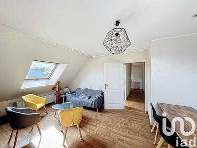 Maison - 107 m² - 6 pièces