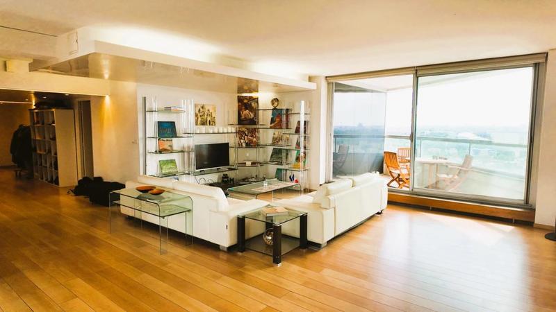 Appartement - 139 m² - 4 pièces