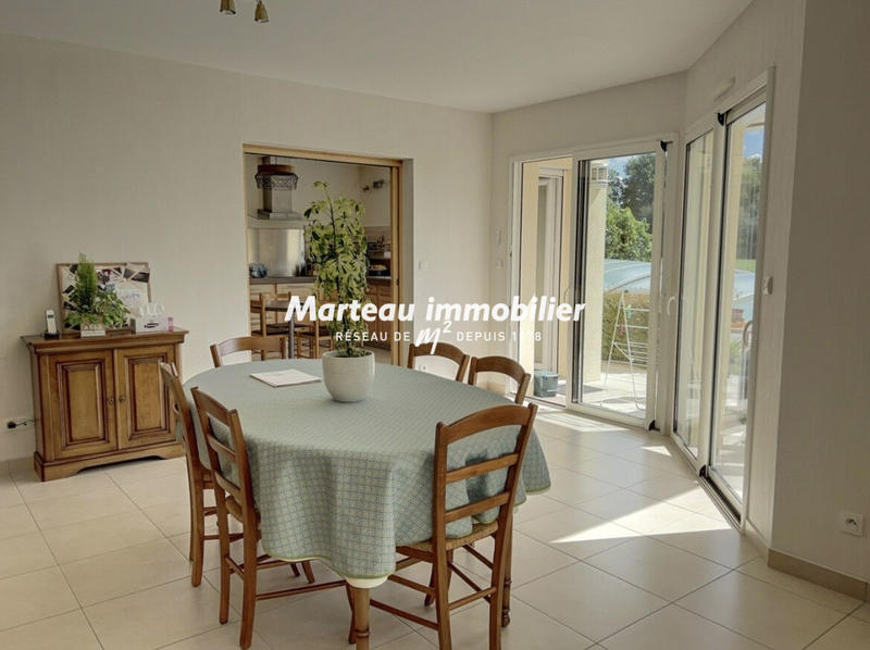 Maison - 213 m² - 6 pièces