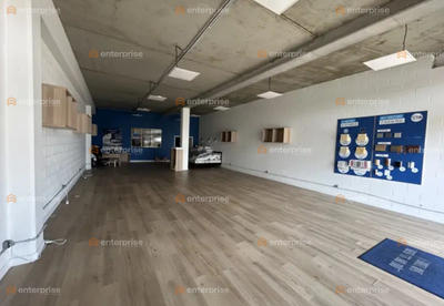 Local commercial - 152 m²