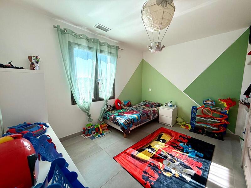 Villa - 140 m² - 5 pièces