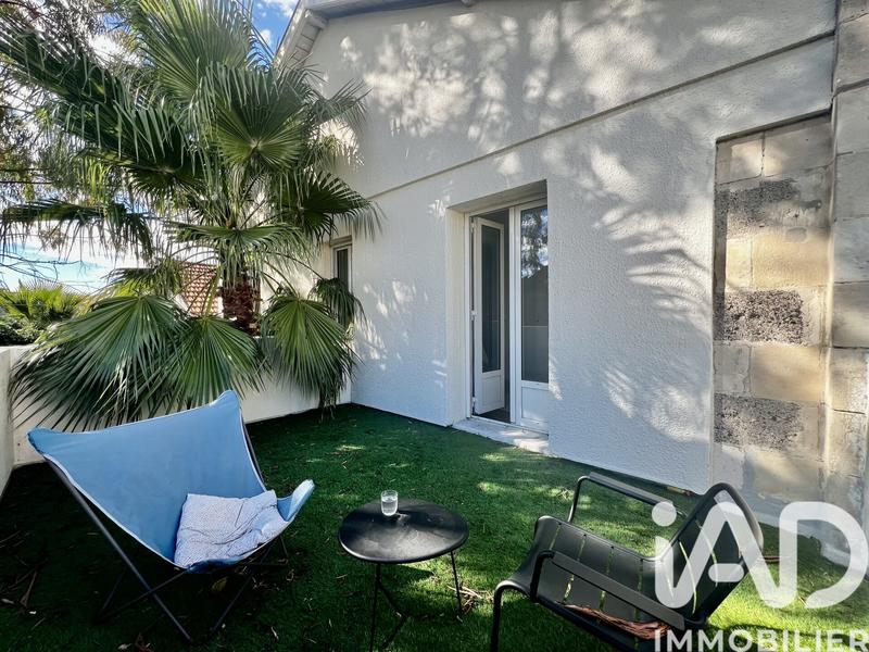 Maison - 225 m² - 7 pièces