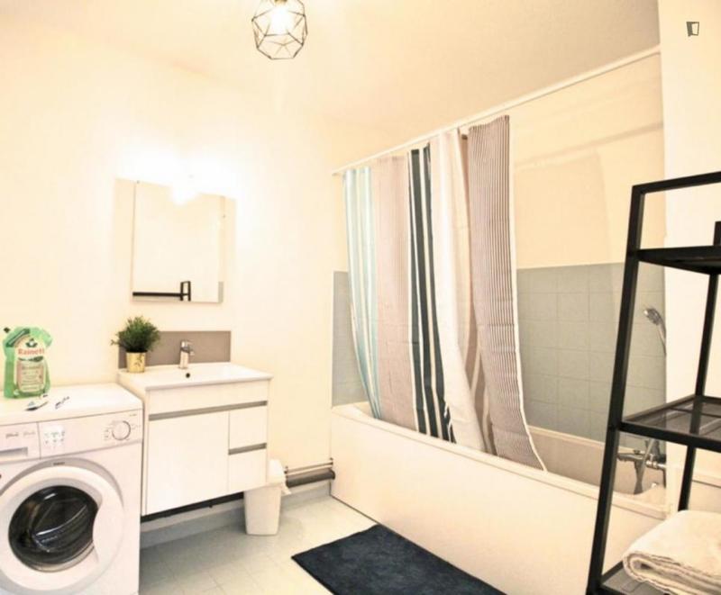 Chambre - 14 m² - 4 pièces