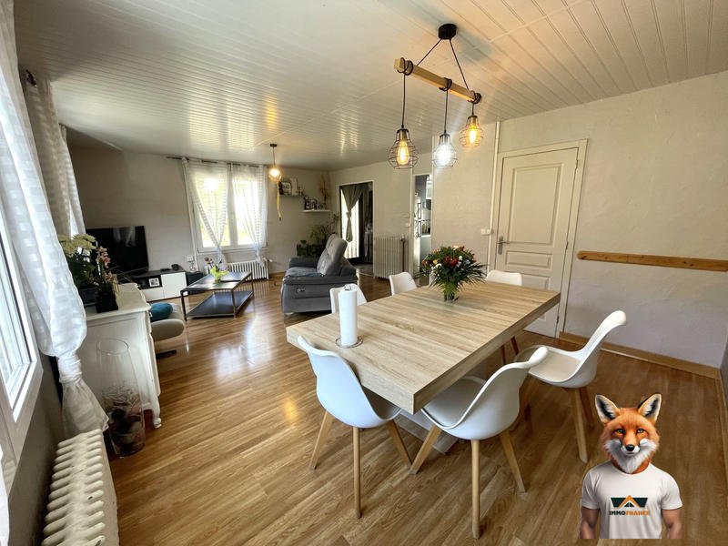 Maison - 77 m² - 5 pièces