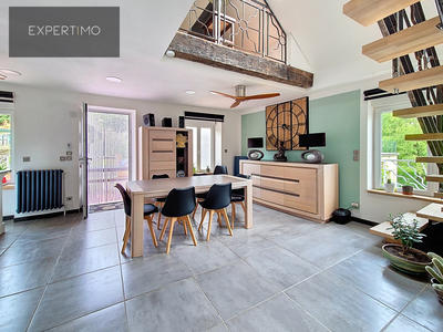 Maison - 101 m² - 7 pièces