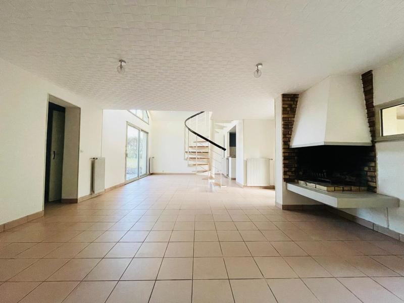 Maison - 136 m² - 5 pièces