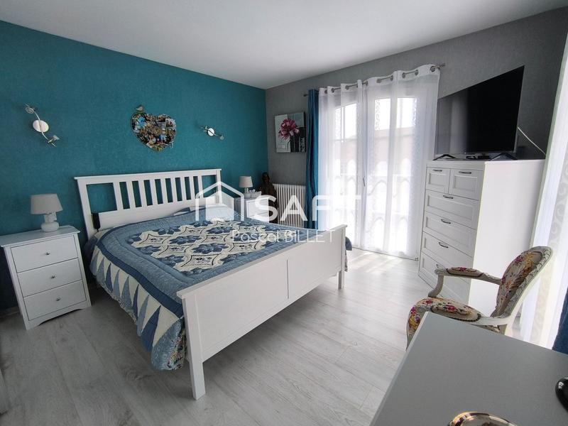Villa - 230 m² - 9 pièces