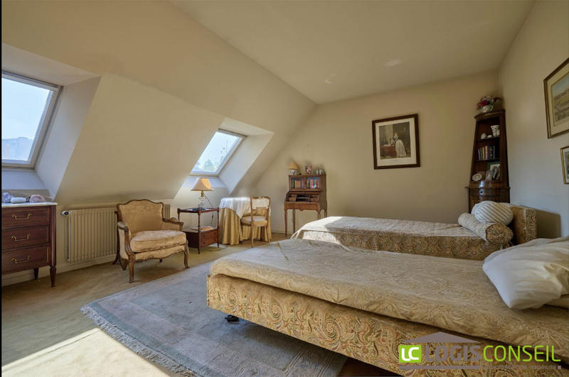 Maison - 172 m² - 7 pièces