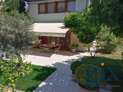 Maison - 170 m² - 7 pièces