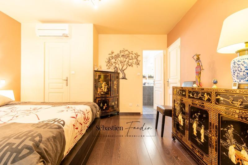 Maison - 162 m² - 5 pièces