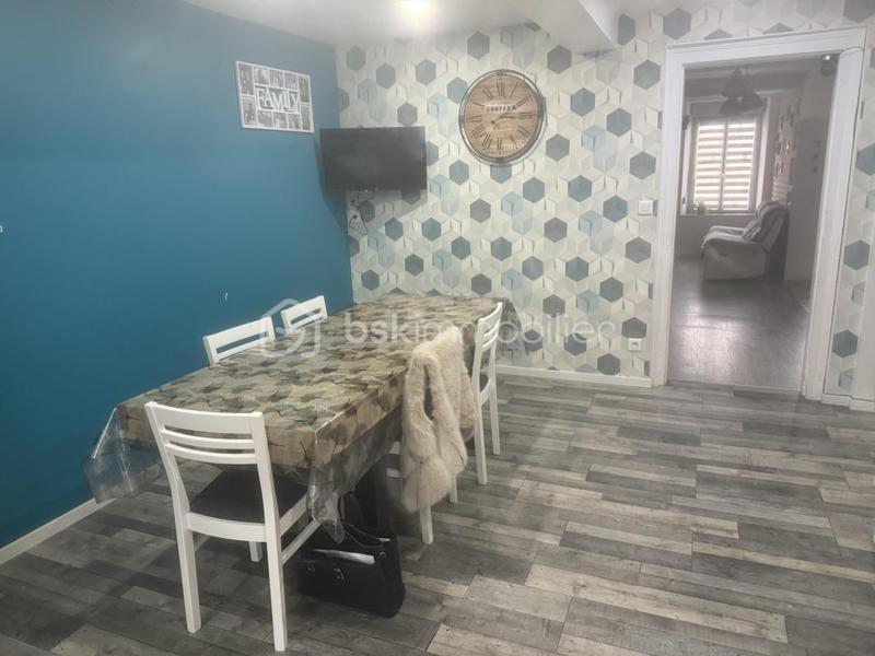 Demeure - 139 m² - 6 pièces