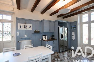 Maison - 400 m² - 10 pièces