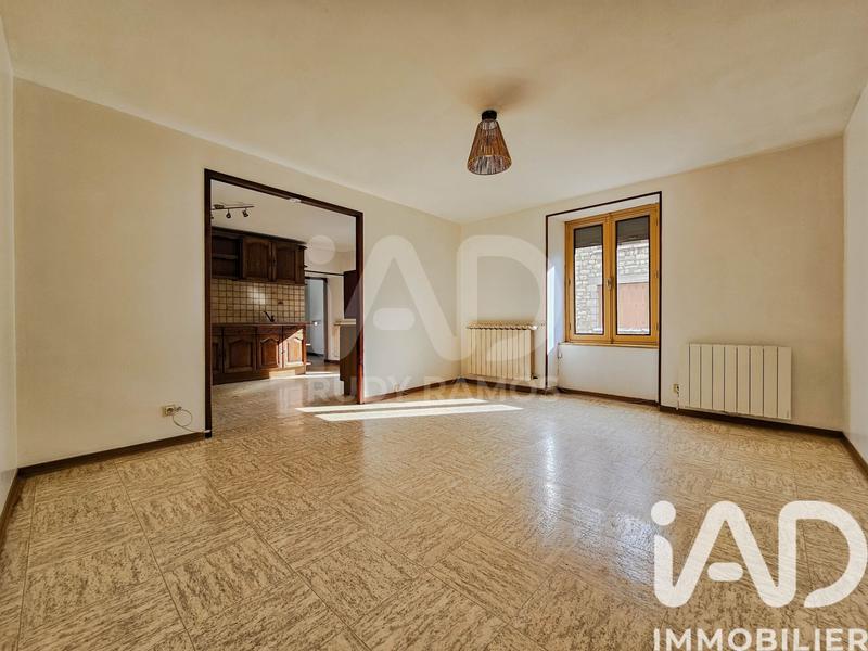 Maison - 318 m² - 7 pièces