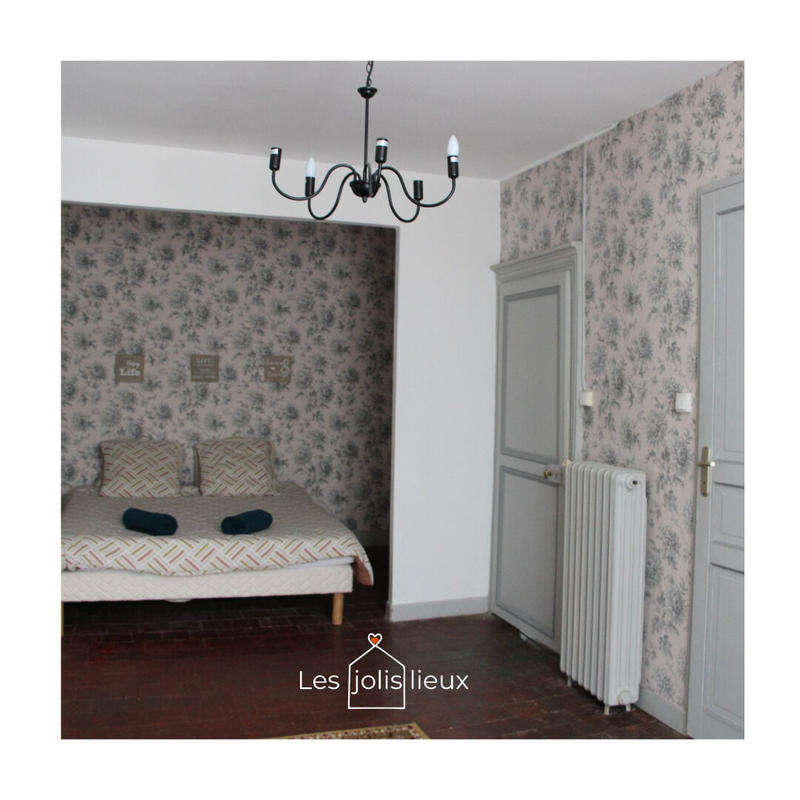 Demeure - 280 m² - 13 pièces