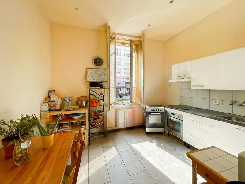 Studio - 68 m² - 2 pièces