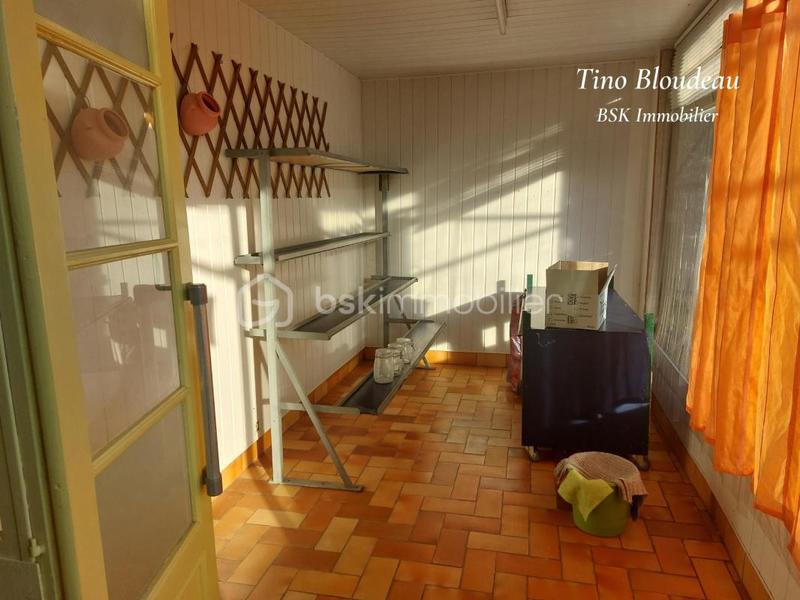 Demeure - 305 m² - 13 pièces